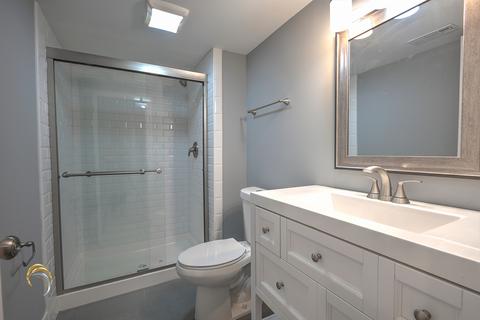 592 S Cedar Ave, Elmhurst, IL 60126 photo 12
