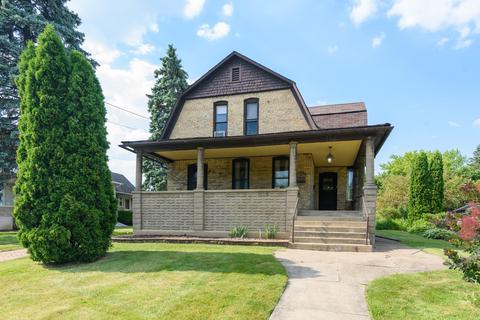 786 Wing St, Elgin, IL 60123 photo 1