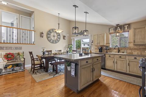 1404 Blackthorn Dr, Plainfield, IL 60586 photo 8