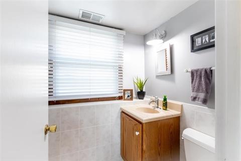 20 S Mill Rd, Addison, IL 60101 photo 13