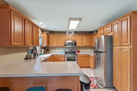 5902 Bison Ln, Johnsburg, IL 60051 photo 11