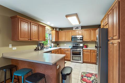 5902 Bison Ln, Johnsburg, IL 60051 photo 12