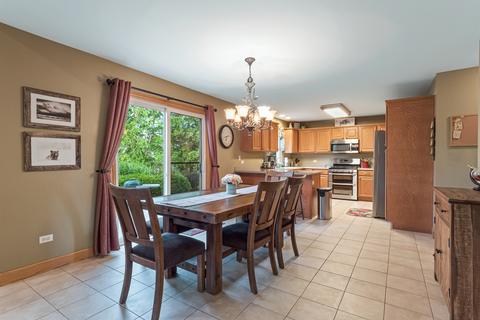 5902 Bison Ln, Johnsburg, IL 60051 photo 10