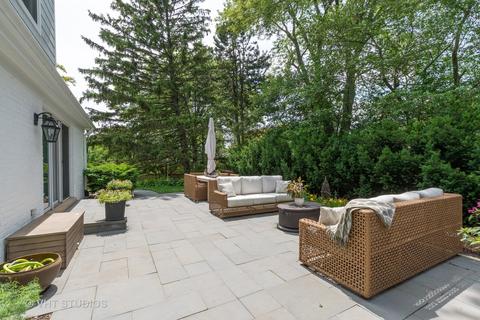 606 Dauphine Ave, Northbrook, IL 60062 photo 30
