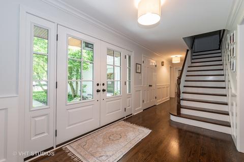 606 Dauphine Ave, Northbrook, IL 60062 photo 3