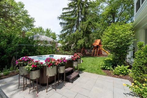 606 Dauphine Ave, Northbrook, IL 60062 photo 29