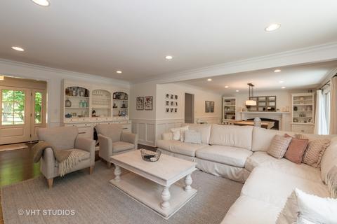 606 Dauphine Ave, Northbrook, IL 60062 photo 4
