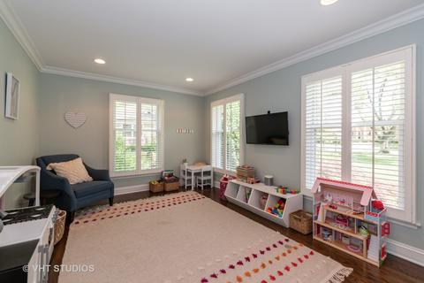 606 Dauphine Ave, Northbrook, IL 60062 photo 19