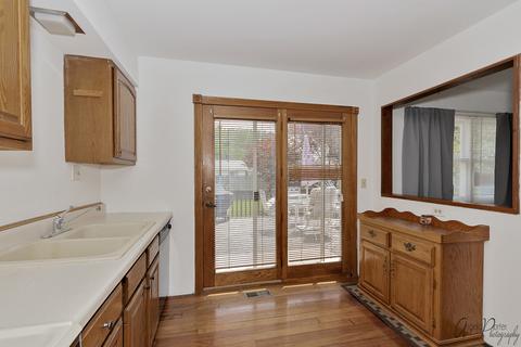 4309 Clearview Dr, Mchenry, IL 60050 photo 10