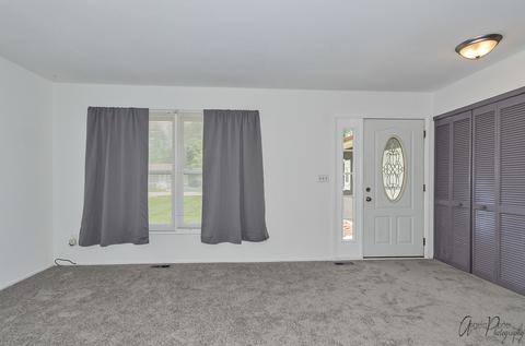 4309 Clearview Dr, Mchenry, IL 60050 photo 6