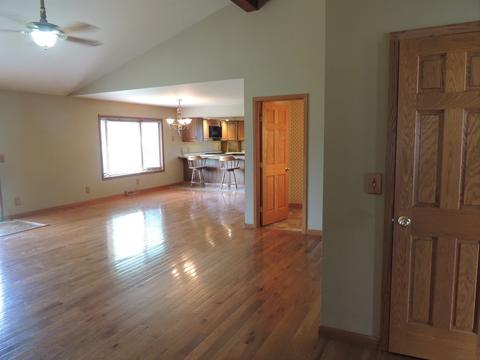 932 30th St, Peru, IL 61354 photo 18