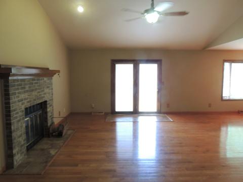 932 30th St, Peru, IL 61354 photo 7