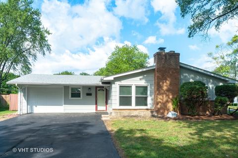 136 Wilshire Dr, Wheeling, IL 60090 photo 1