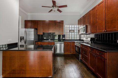 4313 S Berkeley Ave #2, Chicago, IL 60653 photo 2