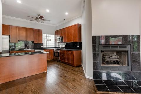 4313 S Berkeley Ave #2, Chicago, IL 60653 photo 3