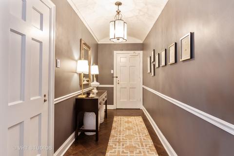 73 Elm St #8D, Chicago, IL 60611 photo 3