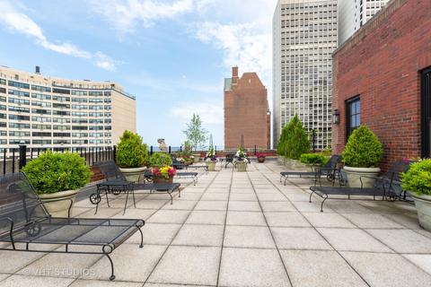 73 Elm St #8D, Chicago, IL 60611 photo 14