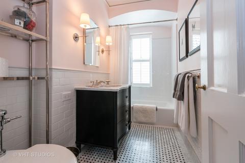 73 Elm St #8D, Chicago, IL 60611 photo 11