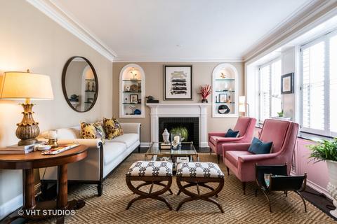 73 Elm St #8D, Chicago, IL 60611 photo 4