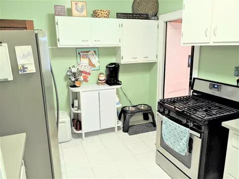 517 Ashland Ave, Elgin, IL 60123 photo 11