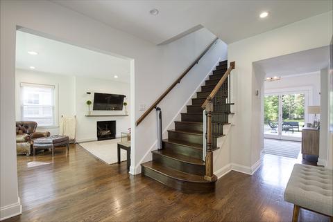 7960 Augusta St, River Forest, IL 60305 photo 3