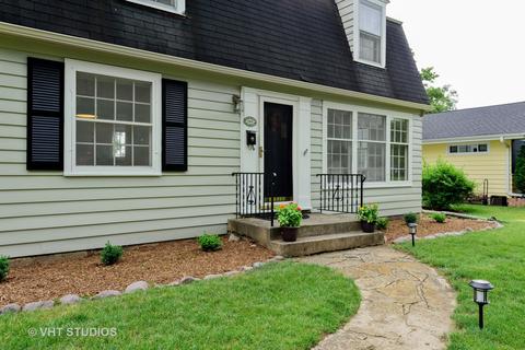 1418 Evergreen St, Wheaton, IL 60187 photo 2