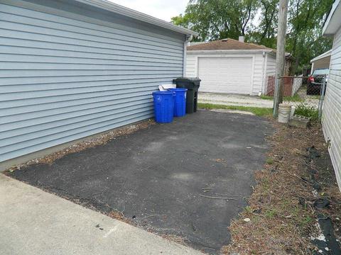 4243 Maple Ave, Lyons, IL 60534 photo 4