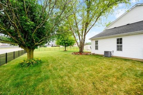 944 Longford Rd, Bartlett, IL 60103 photo 25