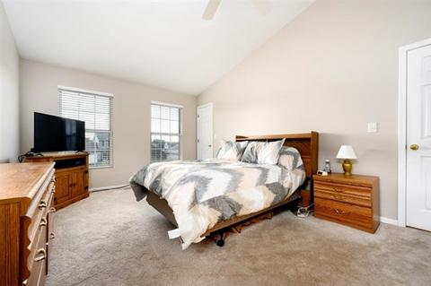 944 Longford Rd, Bartlett, IL 60103 photo 15