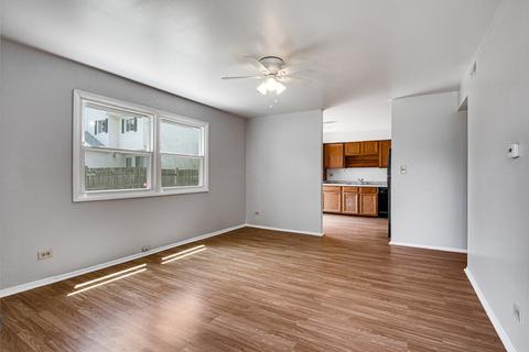142 Ann Ct #A, Bartlett, IL 60103 photo 4