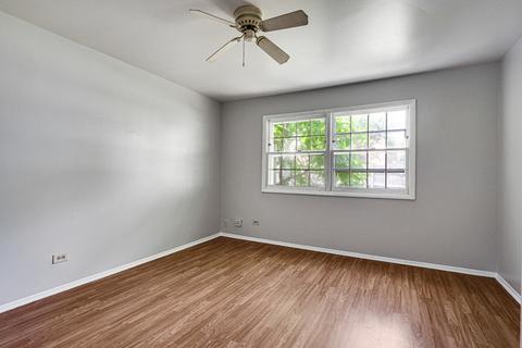 142 Ann Ct #A, Bartlett, IL 60103 photo 9