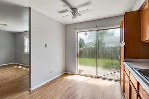 142 Ann Ct #A, Bartlett, IL 60103 photo 8