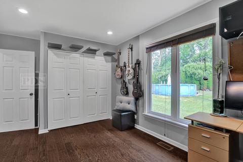 1340 Hassell Rd, Hoffman Estates, IL 60169 photo 35