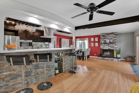 1340 Hassell Rd, Hoffman Estates, IL 60169 photo 7