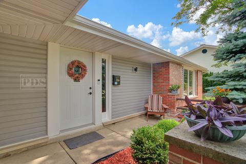 1340 Hassell Rd, Hoffman Estates, IL 60169 photo 3