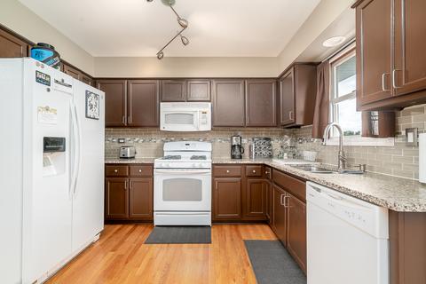 7010 Gallatin Dr, Plainfield, IL 60586 photo 8