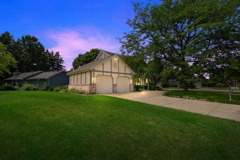 117 Windjammer Ln, Third Lake, IL 60030 photo 1