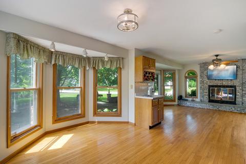 117 Windjammer Ln, Third Lake, IL 60030 photo 6