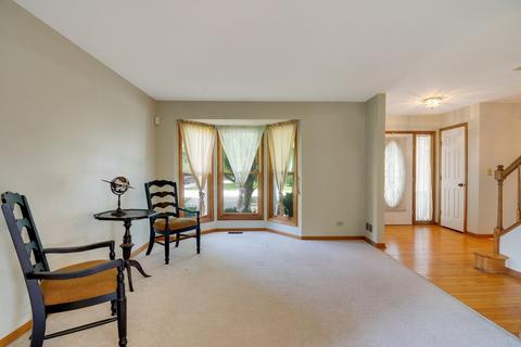 117 Windjammer Ln, Third Lake, IL 60030 photo 4