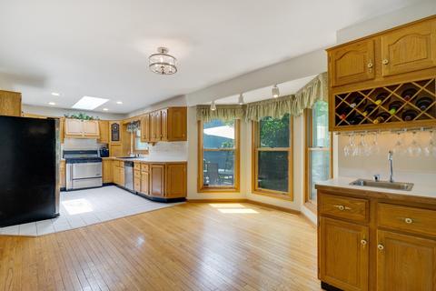 117 Windjammer Ln, Third Lake, IL 60030 photo 7