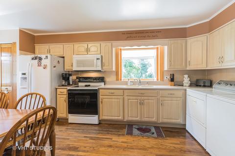 91 E Walnut Ave, Des Plaines, IL 60016 photo 4