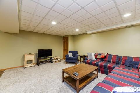 62 N Forestview Ln, Aurora, IL 60502 photo 24