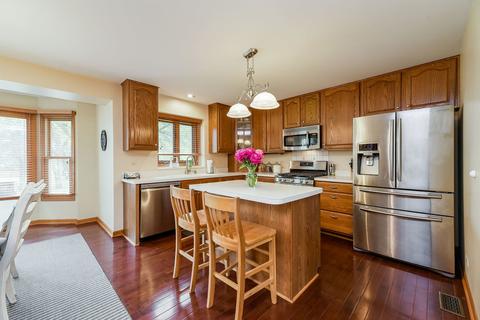62 N Forestview Ln, Aurora, IL 60502 photo 5