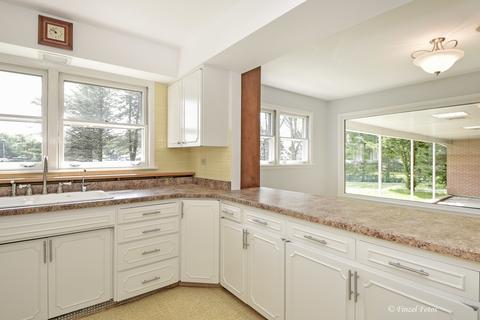 460 Bally Rd, Mchenry, IL 60050 photo 6