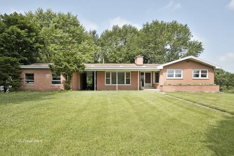 460 Bally Rd, Mchenry, IL 60050 photo 2