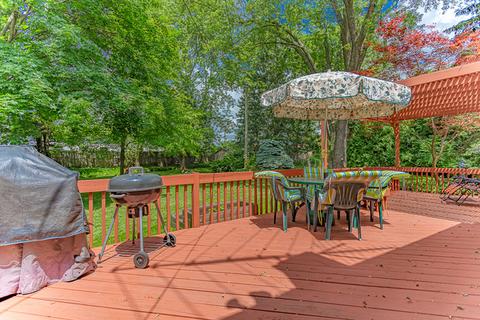 441 Locust Ln, Roselle, IL 60172 photo 27