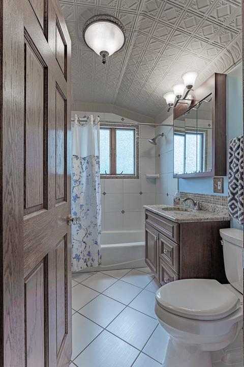 441 Locust Ln, Roselle, IL 60172 photo 16