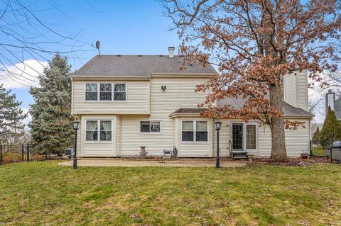 704 Red Oak Dr, Bartlett, IL 60103 photo 28