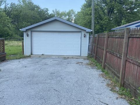 1840 235th St, Steger, IL 60475 photo 9