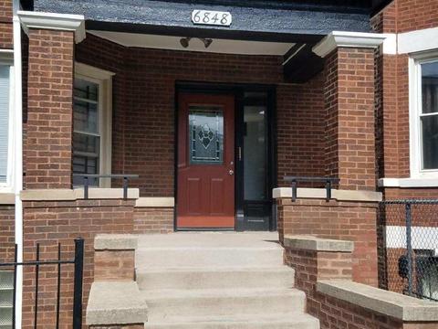 6848 S Champlain Ave, Chicago, IL 60637 photo 4